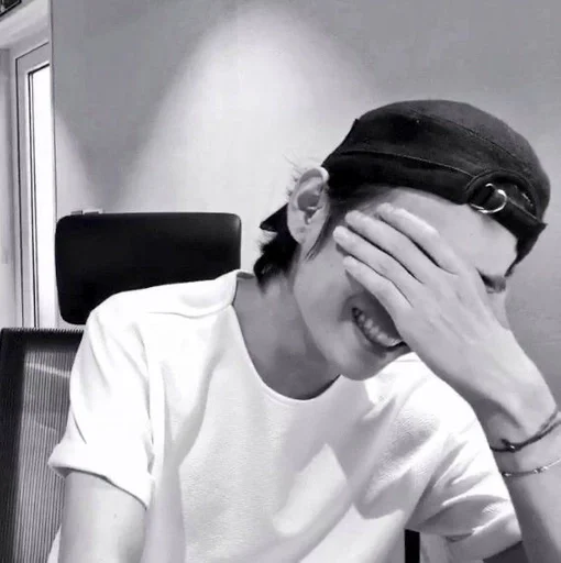 И϶н. :: @fStikBot - Человек