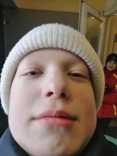 human face person bonnet