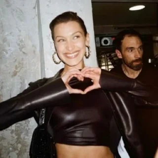 Стикер Eve'sApple1 by @eugenevle - 6