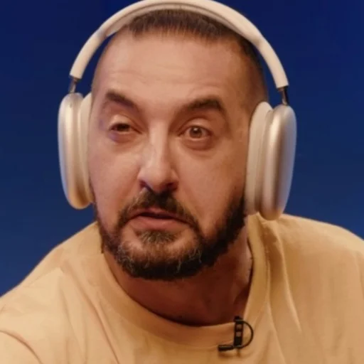 наушники мужчина человеческое лицо