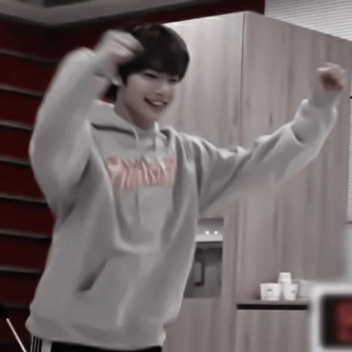 Стикер 🎬’ 𝖨.𝖭 @sunoowo - 0