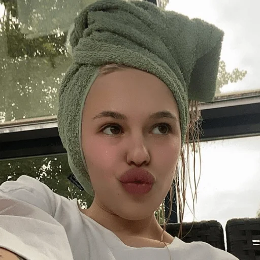 человеческое лицо Человек капот