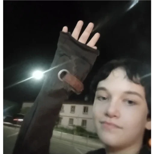 Стикер чивонихник - 3