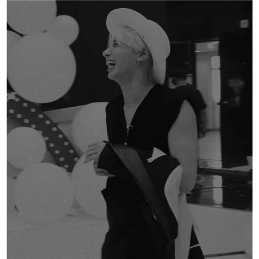 𝐓𝐚𝐞𝐡𝐲𝐮𝐧 dark @mnvjtikel - 