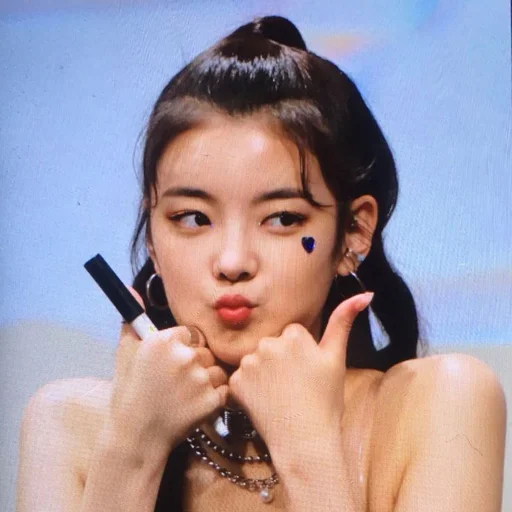 Sticker ✨ LIA ITZY ✨ @RAYN_JAR - 9