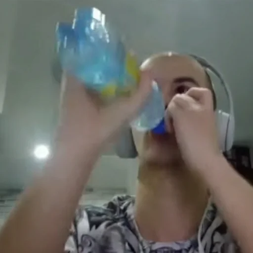 Человек питьевая вода комнатный