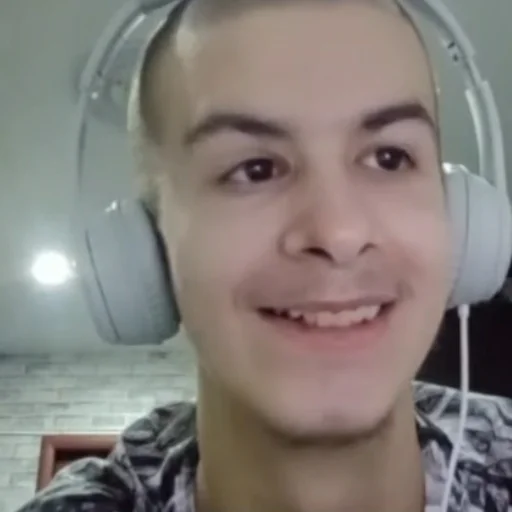 наушники человеческое лицо Человек