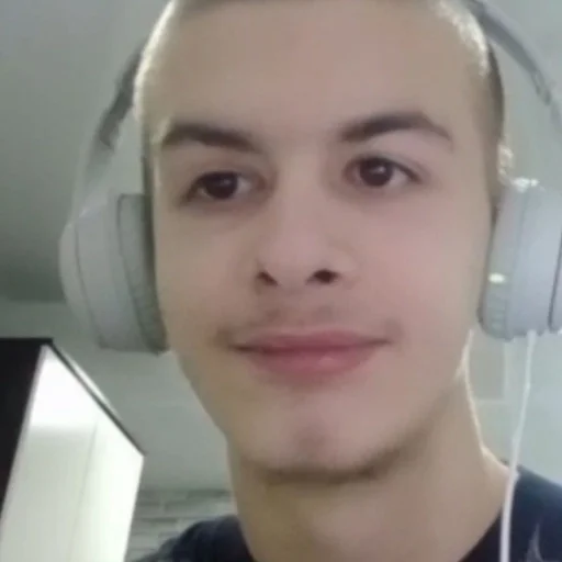 Sticker 🧶| 𝙞𝙫𝙖𝙣𝙯𝙤𝙡𝙤 :: @fStikBot - 6