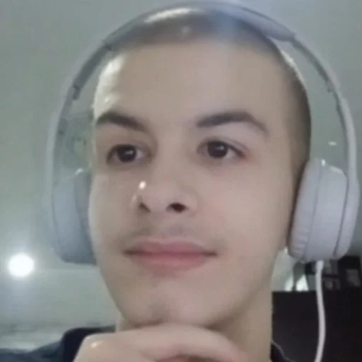 Sticker 🧶| 𝙞𝙫𝙖𝙣𝙯𝙤𝙡𝙤 :: @fStikBot - 5