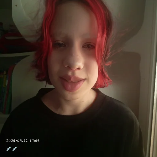 изгои @TgEmodziBot - 