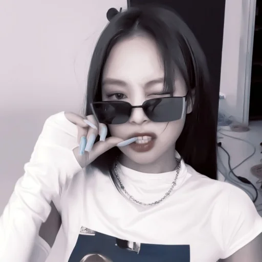 や 𝗃𝖾𝗇𝗇𝗂𝖾 🪐 ;: @smstickerr - 