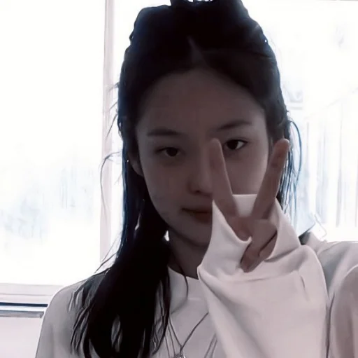 Стикер や 𝗃𝖾𝗇𝗇𝗂𝖾 🪐 ;: @smstickerr - 7