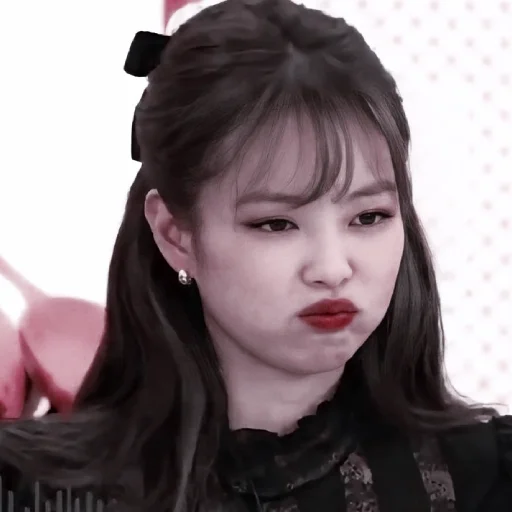 jᴇnniᴇ | ᴛᴀᴇnᴀdnq - person