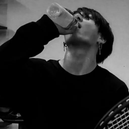 Человек безалкогольный напиток человеческое лицо