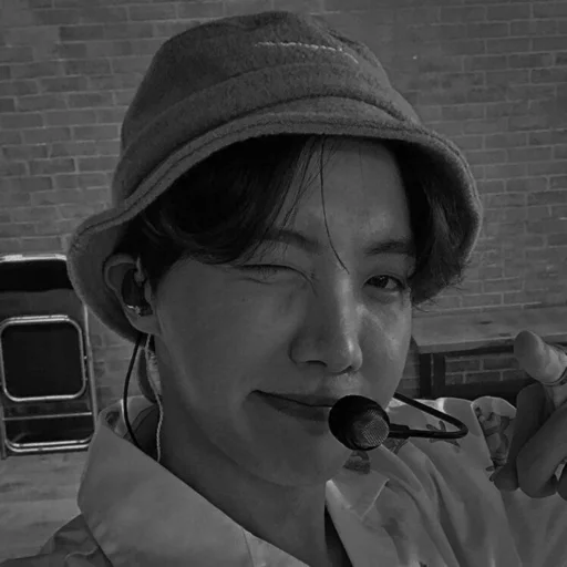 Стикер #jhope ; #bts by @diiamoondss - 2