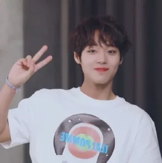 Стикер jihoon:3 - 7