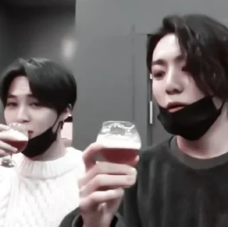 Sticker #𝐚𝐞𝐬𝐭𝐡𝐞𝐭𝐢𝐜: jikook 🦮 ;: by @paradismaudit - 4