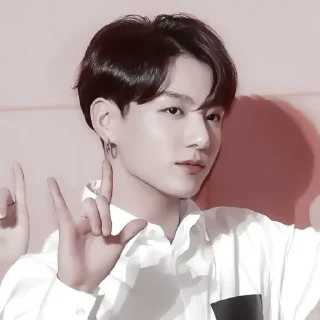 Sticker #𝐚𝐞𝐬𝐭𝐡𝐞𝐭𝐢𝐜: jikook 🦮 ;: by @paradismaudit - 0