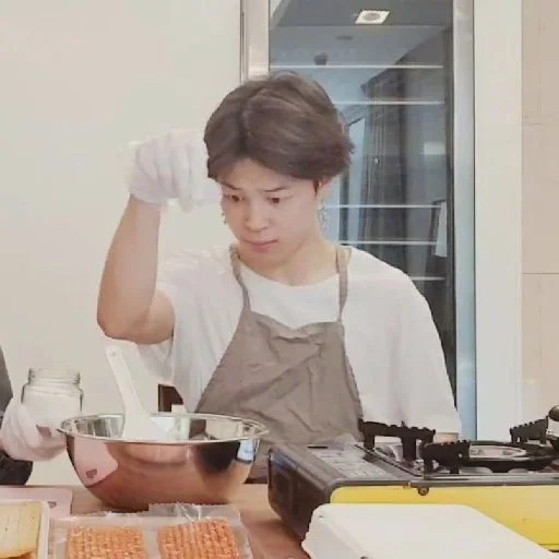 Человек комнатный стена