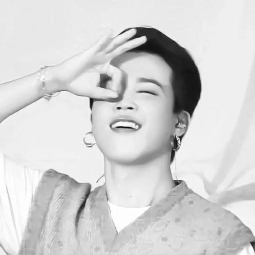 `` 🔗 × 𝗝𝗶𝗺𝗶𝗻 || 𝗯𝘆 @m2e58l :: @fStikBot - Человек