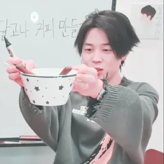 Sticker ꭷ̷̸🍧̷̸᩠໋࣪꒺࣪࣪ꫬ.#чимини @jjkkxxs ⸼̥꒰ ཻུ۪۪۪۫⁞.ຳ - 9