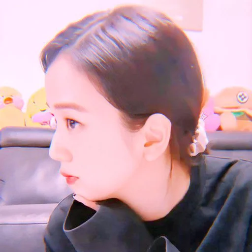 Человек комнатный причёска