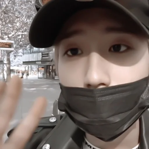 Стикер 〃𝗷𝗶𝘀𝘂𝗻𝗴 :: @yuoliv - 2