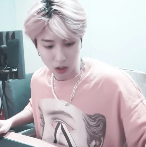 Стикер あ 𝘷𝘭𝘰𝘨 𝘫𝘪𝘴𝘶𝘯𝘨 030222 :; by @seduiisantee - 2