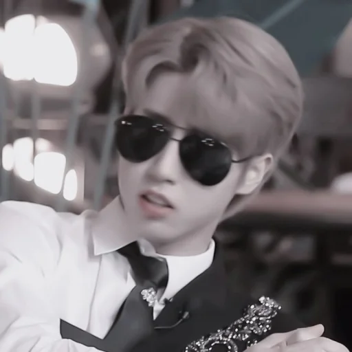 Sticker や 𝗃𝗂𝗌𝗎𝗇𝗀 🥥 ;: @smstickerr - 0