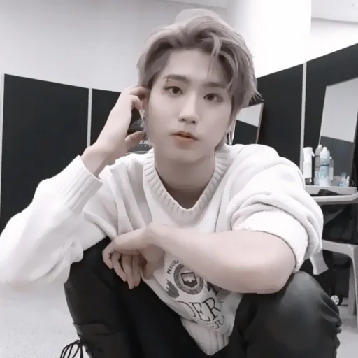 🧇! #𝙟𝘪𝘴𝙪𝙣𝘨` @helpjennrose - 