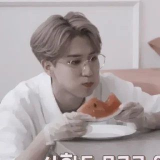 Стикер 🧇! #𝙟𝘪𝘴𝙪𝙣𝘨` @helpjennrose - 0