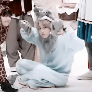 Стикер 🧇! #𝙟𝘪𝘴𝙪𝙣𝘨` @helpjennrose - 6