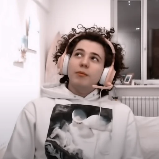 стена Человек комнатный