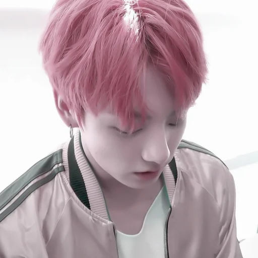 Человек одежда чёлка