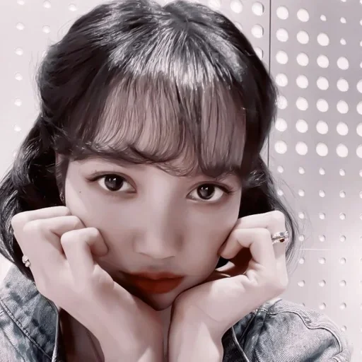 person human face girl