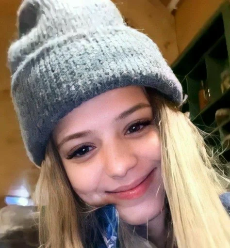 Человек человеческое лицо улыбаться