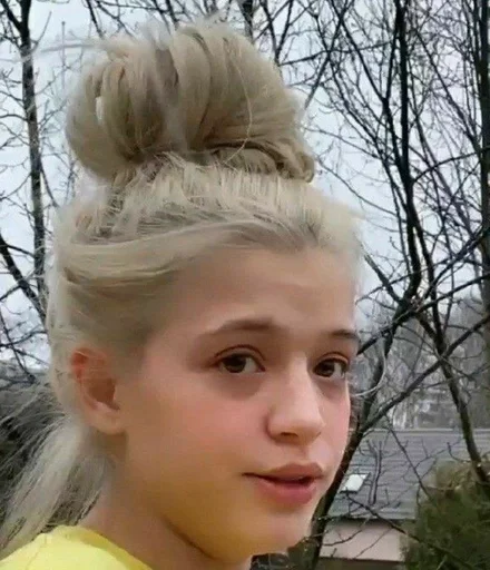 Человек шиньон человеческое лицо