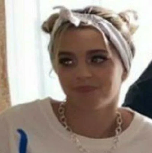 Человек модный аксессуар человеческое лицо