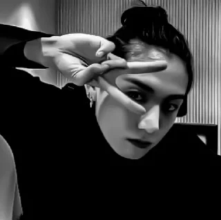 Sticker 𝐀𝗌𝖼𝗁'𝗌 𝐌𝗈𝗈𝖽 ネ· @stkworld - 4