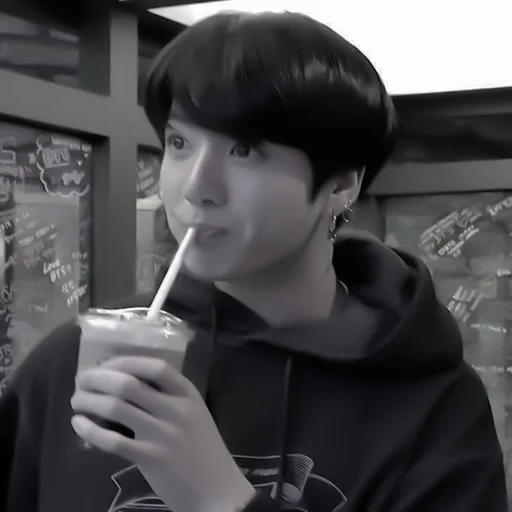 Человек человеческое лицо безалкогольный напиток