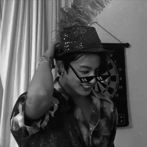 Sticker 𝗝𝘂𝗻𝗴𝗸𝗼𝗼𝗸 :: by @virtstik - 6