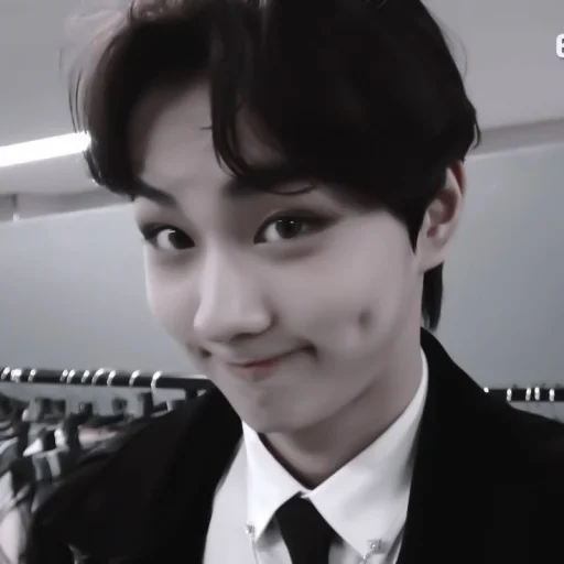 Человек человеческое лицо галстук