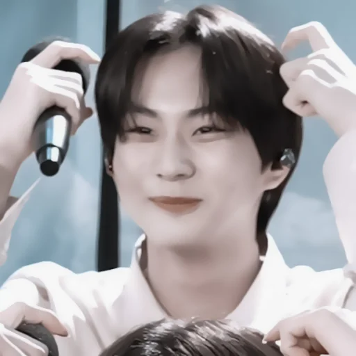 person human face hairstyle