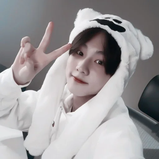 Sticker 📜|| 𝗷𝘂𝗻𝗴𝘄𝗼𝗻. :: @fStikBot - 5