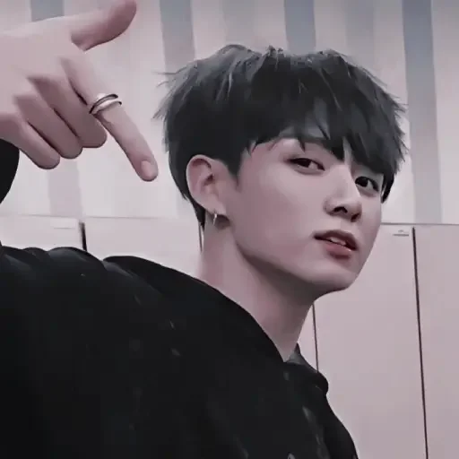 Sticker ᴊᴜɴɢᴋᴏᴏᴋ ʙʏ @kengastickers - 2