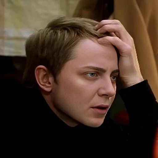 Sticker kISStark5238_by_Kinopoisk_Memes_bot - 1