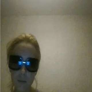 Sticker кабан тащит - 0