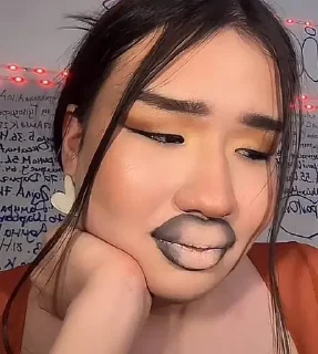 СМС человеческое лицо ресница