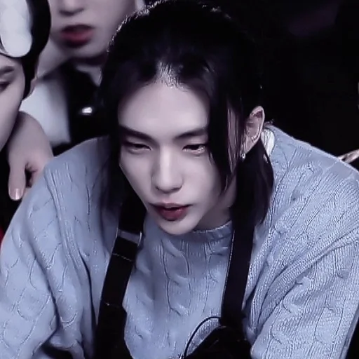 Стикер ʜʏᴜɴᴊɪɴ 🐟:: @klowdiw :: @fStikBot - 4