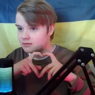 Стикер kussia - 10